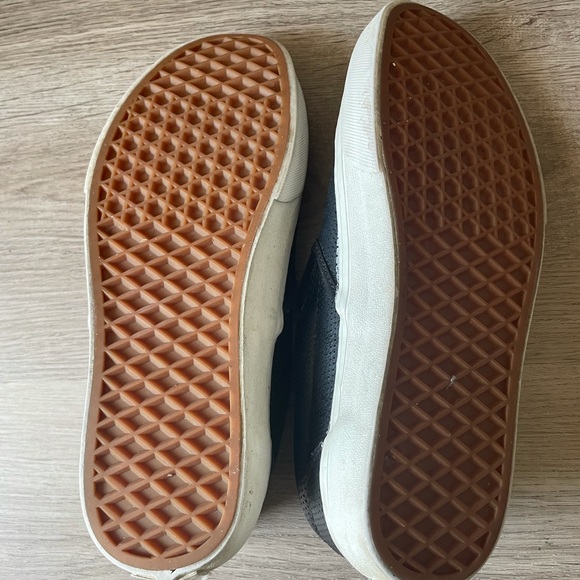 Vans | Faux Leather - Picture 5 of 6